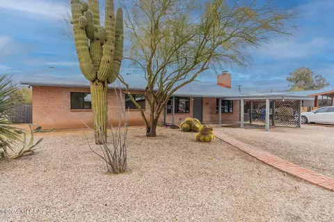 5801 E Hawthorne St, Tucson, AZ 85711