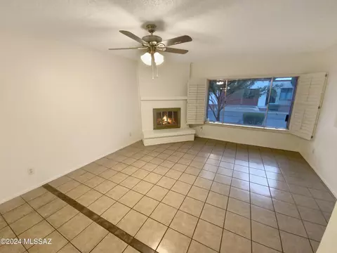 Living - 7635 E Pearson St, Tucson, AZ 85715 photo 2 of 4