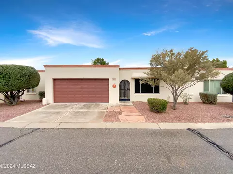 7635 E Pearson St, Tucson, AZ 85715