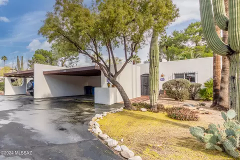 4811 N Via Entrada, Tucson, AZ 85718