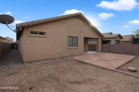 Exterior - 4131 E Coolbrooke Dr, Tucson, AZ 85756 photo 5 of 7