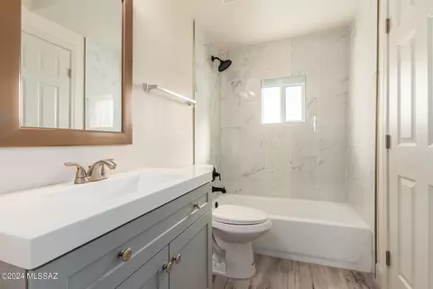 Bath - 444 E 29th St, Tucson, AZ 85713 photo 1 of 2