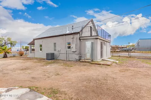 Exterior - 444 E 29th St, Tucson, AZ 85713 photo 5 of 7