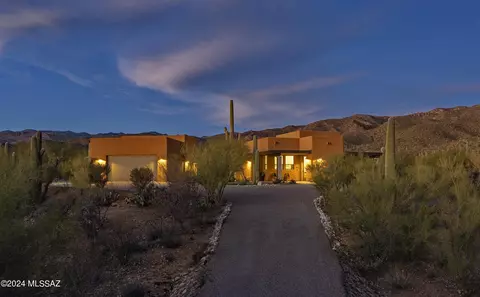 2751 N El Camino Rinconado, Tucson, AZ 85749