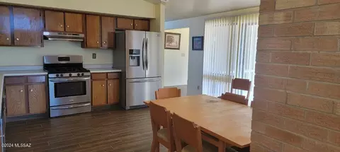 Dining - 1106 E Justin St, Pearce, AZ 85625 photo 3 of 3