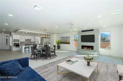 2009 W Spotted Toad Ct, Tucson, AZ 85704