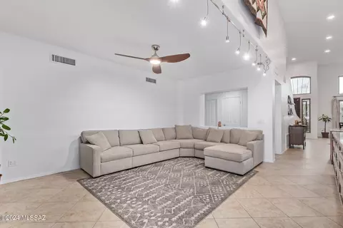 14032 E Fairway Bluff Ct, Vail, AZ 85641 photo 10