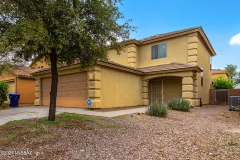 Exterior - 4114 E Agate Knoll Dr, Tucson, AZ 85756 photo 2 of 8