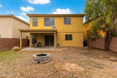 Exterior - 4114 E Agate Knoll Dr, Tucson, AZ 85756 photo 5 of 8