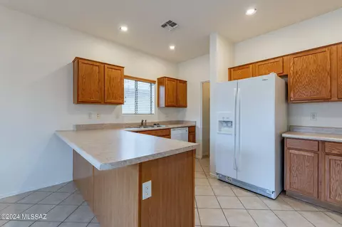 Kitchen - 6414 E Star Mica St, Tucson, AZ 85756 photo 3 of 5
