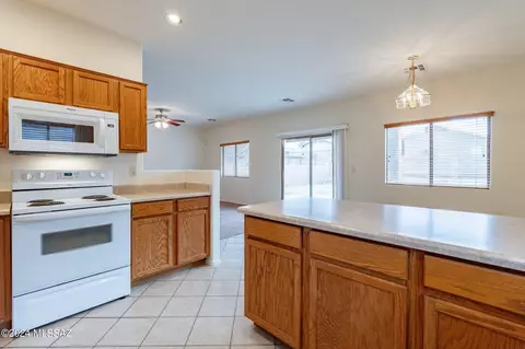 Kitchen - 6414 E Star Mica St, Tucson, AZ 85756 photo 4 of 5