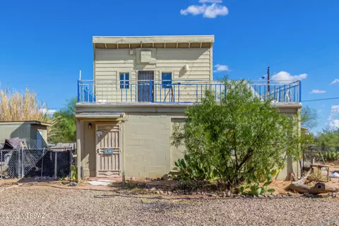 9475 Roxeanne Dr, Tucson, AZ 85736