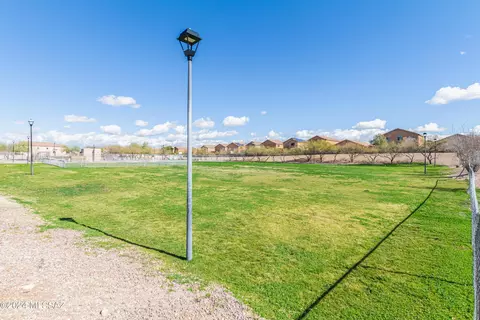 View/Area - 8475 S Otis Dr, Tucson, AZ 85747 photo 1 of 4