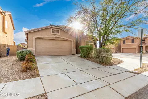 Exterior - 8475 S Otis Dr, Tucson, AZ 85747 photo 2 of 15
