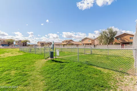 View/Area - 8475 S Otis Dr, Tucson, AZ 85747 photo 4 of 4