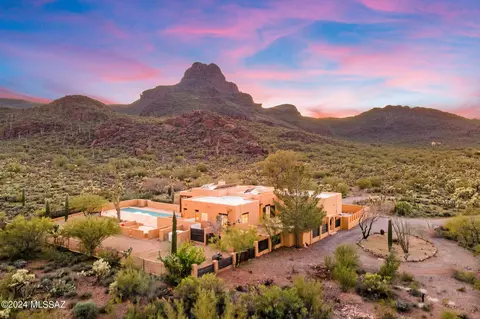 7871 W Pima Farms Rd, Tucson, AZ 85743