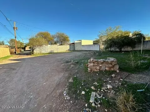2121 E 10th St, Tucson, AZ 85719 photo 14