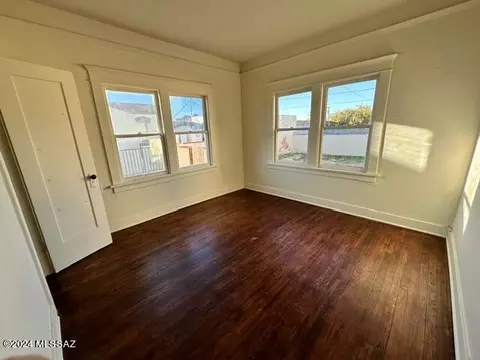 2121 E 10th St, Tucson, AZ 85719 photo 7