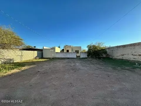 2121 E 10th St, Tucson, AZ 85719 photo 16