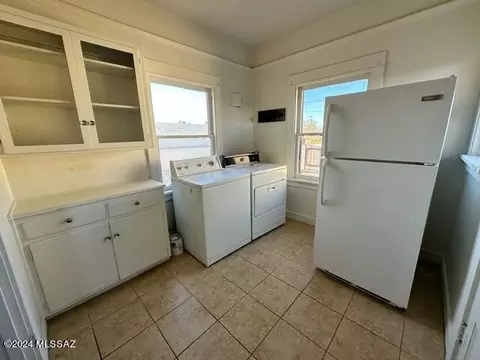 2121 E 10th St, Tucson, AZ 85719 photo 13