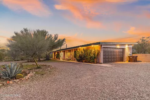 5441 W El Camino Del Cerro, Tucson, AZ 85745