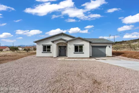 1840 La Paz Ct, Rio Rico, AZ 85648