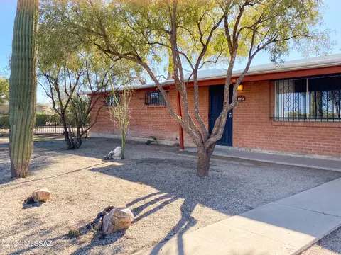1943 W Riverview St, Tucson, AZ 85745