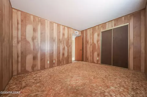 Bedroom - 9710 E Celeste Dr, Tucson, AZ 85730 photo 4 of 4