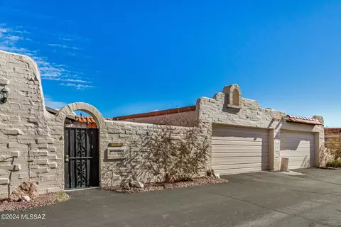 3037 S Sierra Villas Dr, Tucson, AZ 85713