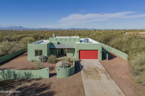 8224 W Millipede Pl, Tucson, AZ 85735