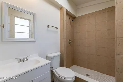 5347 E 19th St, Tucson, AZ 85711 photo 14
