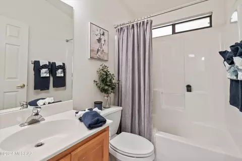 8564 S Compass Dr, Tucson, AZ 85756 photo 17