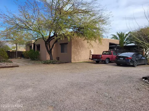 3311-3313 E Blacklidge Dr, Tucson, AZ 85716