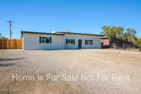 2208 S Plumer Ave, Tucson, AZ 85713 photo 2