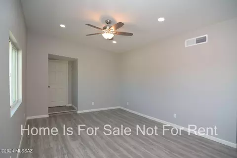 2208 S Plumer Ave, Tucson, AZ 85713 photo 3