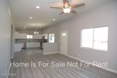 2208 S Plumer Ave, Tucson, AZ 85713 photo 4