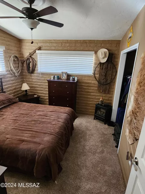 Bedroom - 206 E 5th Pl, San Manuel, AZ 85631 photo 2 of 6