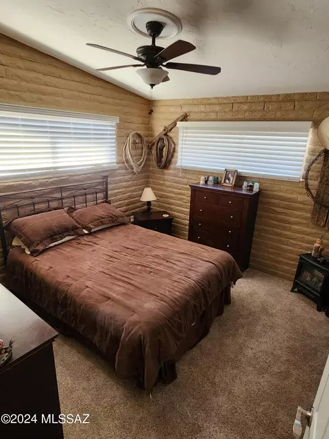 Bedroom - 206 E 5th Pl, San Manuel, AZ 85631 photo 1 of 6