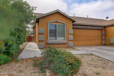 2144 E Calle Sierra Del Manantial, Tucson, AZ 85706