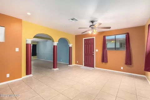 Living - 3520 E Sylvane St, Tucson, AZ 85713 photo 2 of 5