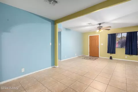 Entry Way - 3520 E Sylvane St, Tucson, AZ 85713 photo 1 of 1