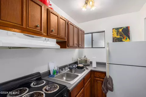 Kitchen - 3520 E Sylvane St, Tucson, AZ 85713 photo 7 of 7
