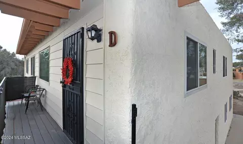 6588 E Calle La Paz #D, Tucson, AZ 85715