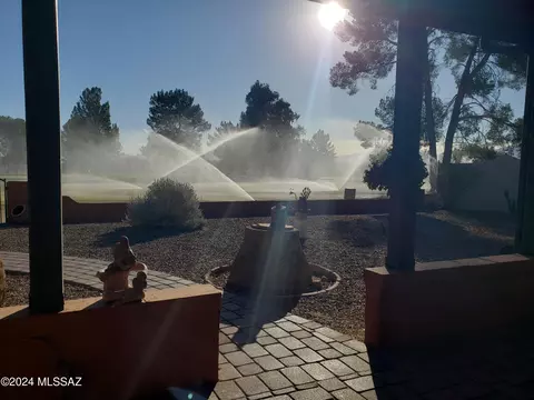 384 E Los Rincones, Green Valley, AZ 85614