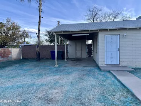 5526 E 25th St, Tucson, AZ 85711 photo 3
