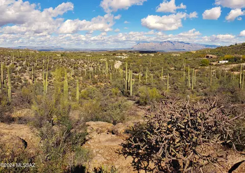 650 N Blk N Camino De Oeste, Tucson, AZ 85745