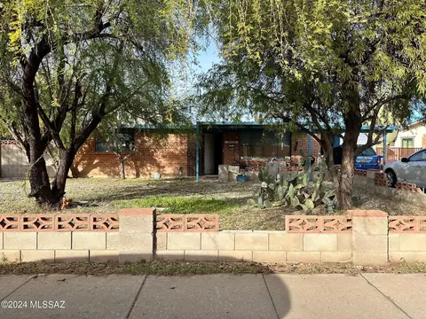 4939 E 24th St, Tucson, AZ 85711