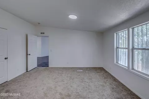 449 E 34th St, Tucson, AZ 85713 photo 13