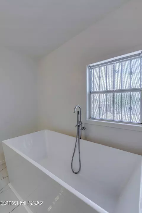 449 E 34th St, Tucson, AZ 85713 photo 17