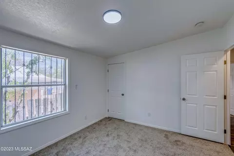 449 E 34th St, Tucson, AZ 85713 photo 24